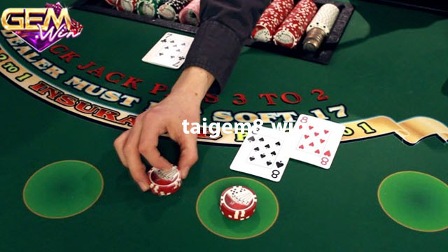 Bật mí 3 cách chơi Blackjack trong casino siêu hay